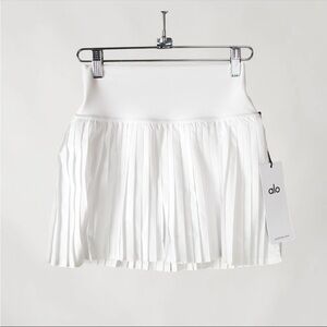 Alo Yoga Grand Slam Tennis Skirt Womens Size XS White Plated Performance NWT